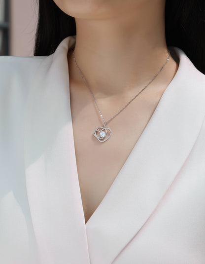 Heart To Heart - A Fashionable And Luxurious Diamond Jewelry Pendant Set With 1-carat Moissan Diamond S925 Sterling Silver And Platinum Plating
